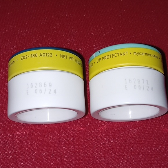 CARMEX LIP BALM BUNDLE - Picture 2 of 2